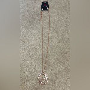 Paparazzi necklace and earrings
